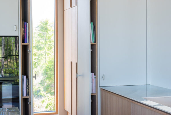 Pantry on keittiön paras salaisuus ja vaihtoehto aamiaiskaapille.